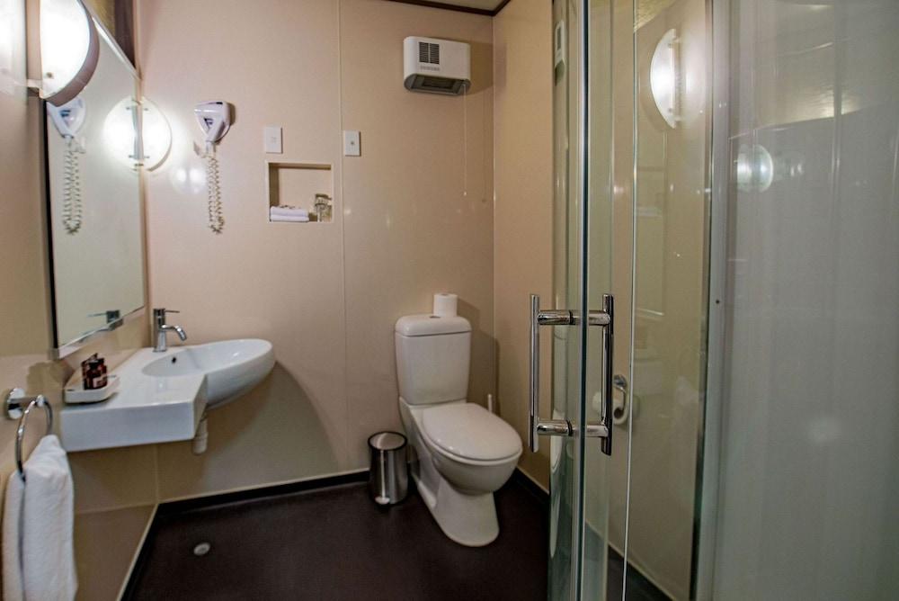 Victoria Railway Hotel Invercargill Extérieur photo
