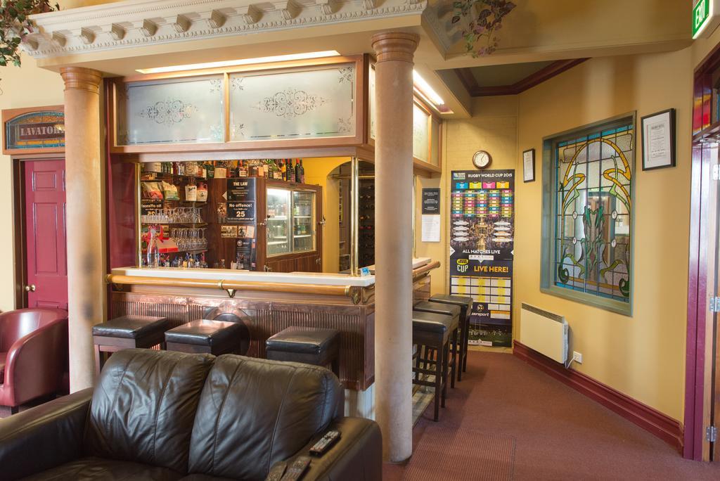 Victoria Railway Hotel Invercargill Extérieur photo