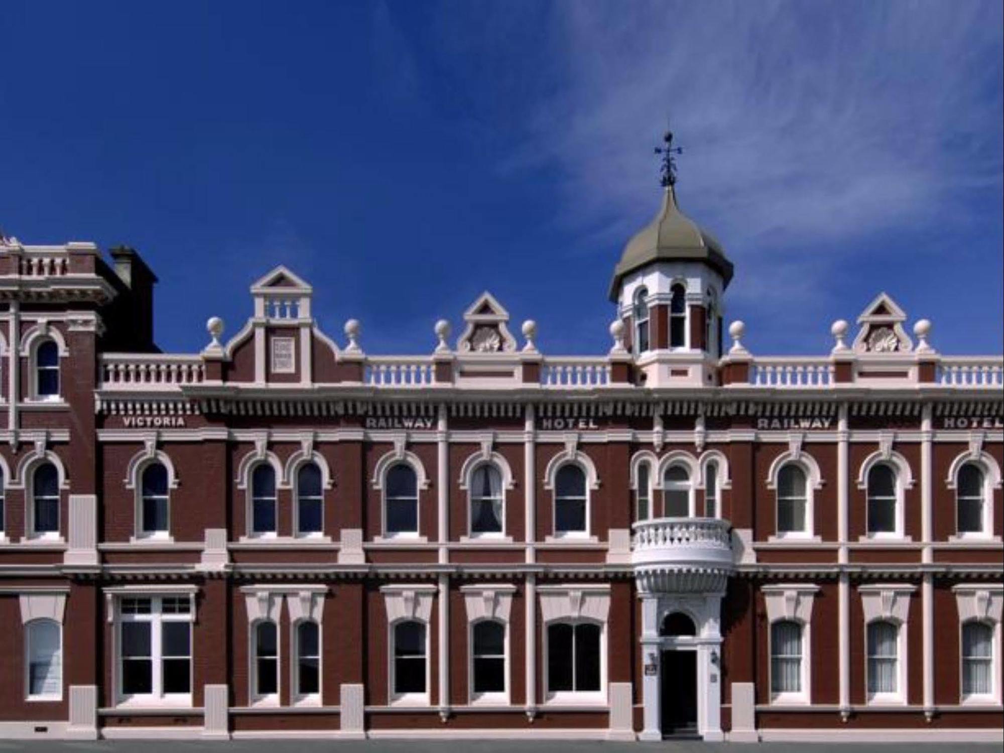 Victoria Railway Hotel Invercargill Extérieur photo