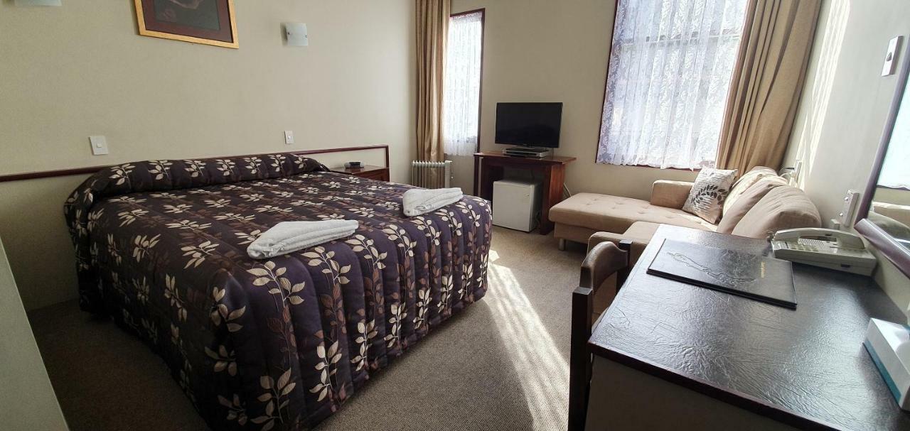 Victoria Railway Hotel Invercargill Extérieur photo